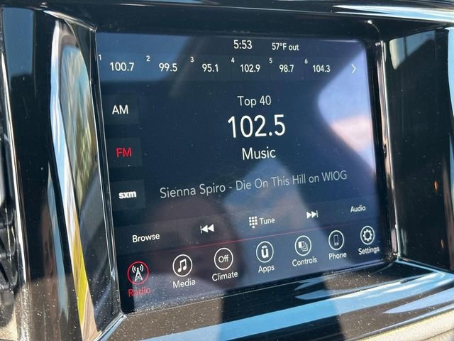 Used 2022 Dodge Durango SXT w/ Blacktop Package AWD/4WD image 24