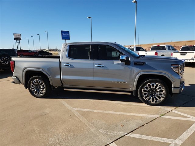 Used 2024 GMC Sierra 1500 Denali Ultimate image 5
