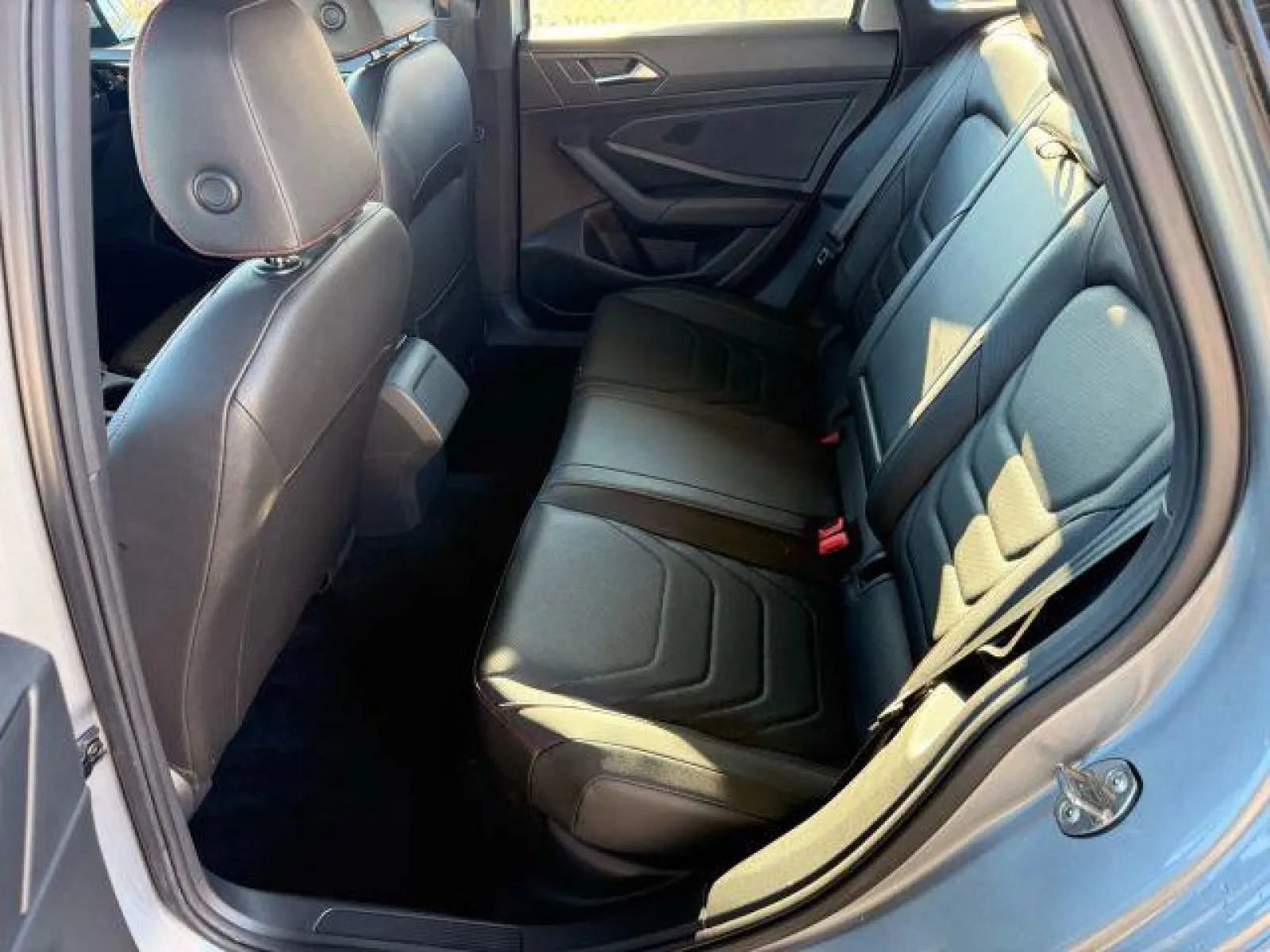 Used 2019 Volkswagen Jetta GLI Autobahn image 16