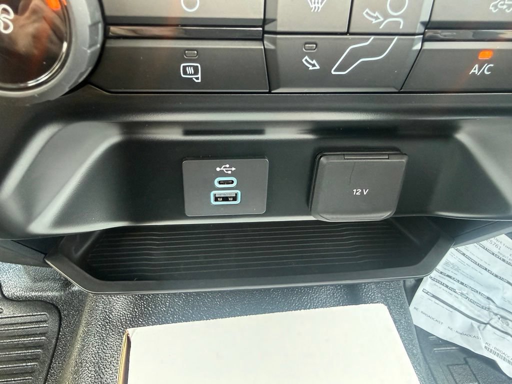 New 2026 Ford F550 2WD Regular Cab Super Duty image 25