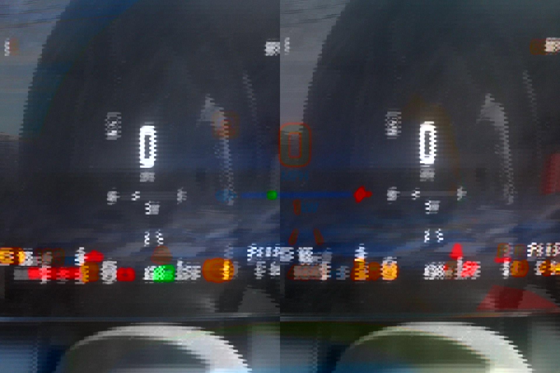 Used 2025 Chevrolet Equinox EV RS image 10