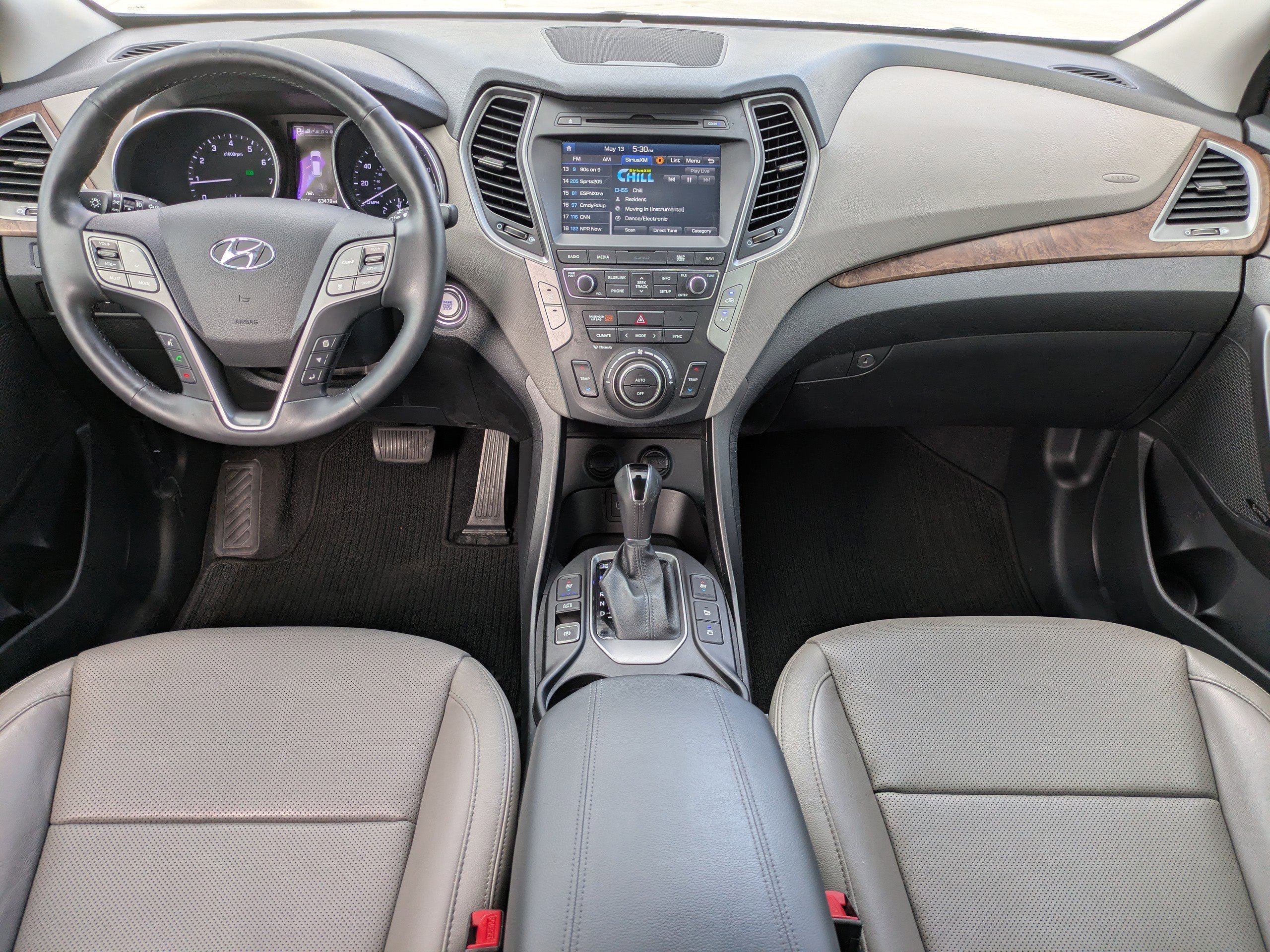 Used 2018 Hyundai Santa Fe Sport w/ 2.0T Ultimate Tech Package 05 FWD image 14