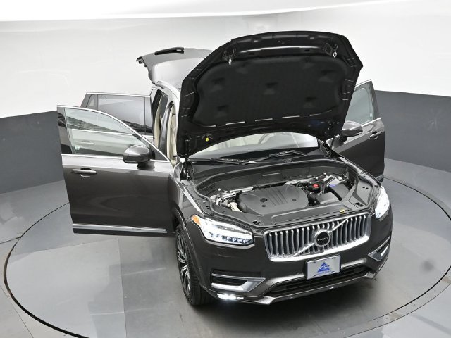 Used 2024 Volvo XC90 B5 Plus w/ Protection Package AWD/4WD image 48