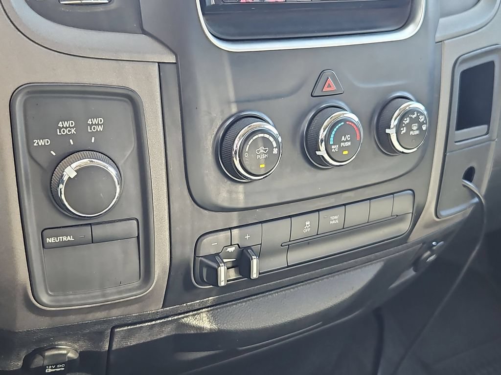 Used 2014 RAM 1500 Express w/ Black Ram 1500 Express Group AWD/4WD image 24