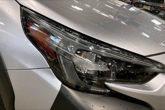 Used 2025 Subaru Outback Premium AWD/4WD image 28