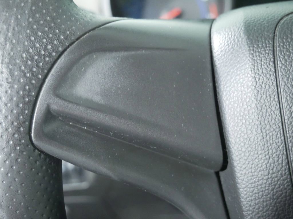 Used 2014 Chevrolet Cruze LS FWD image 25