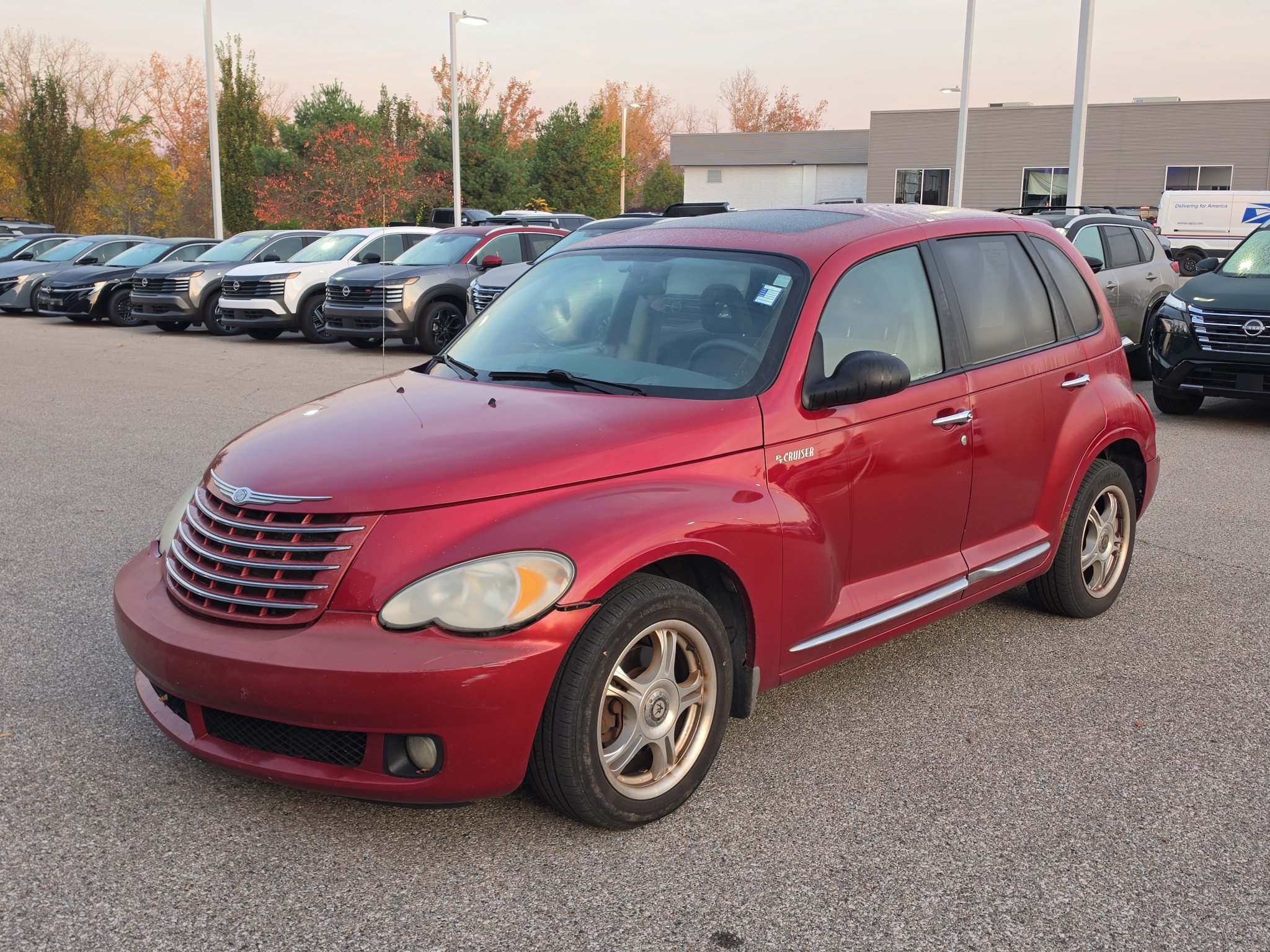 Used 2006 Chrysler PT Cruiser Limited FWD image 3