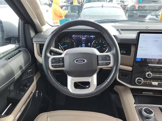 Used 2024 Ford Expedition Limited image 8