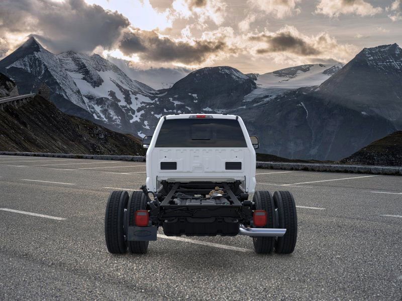 New 2026 Ford F550 2WD Crew Cab image 6