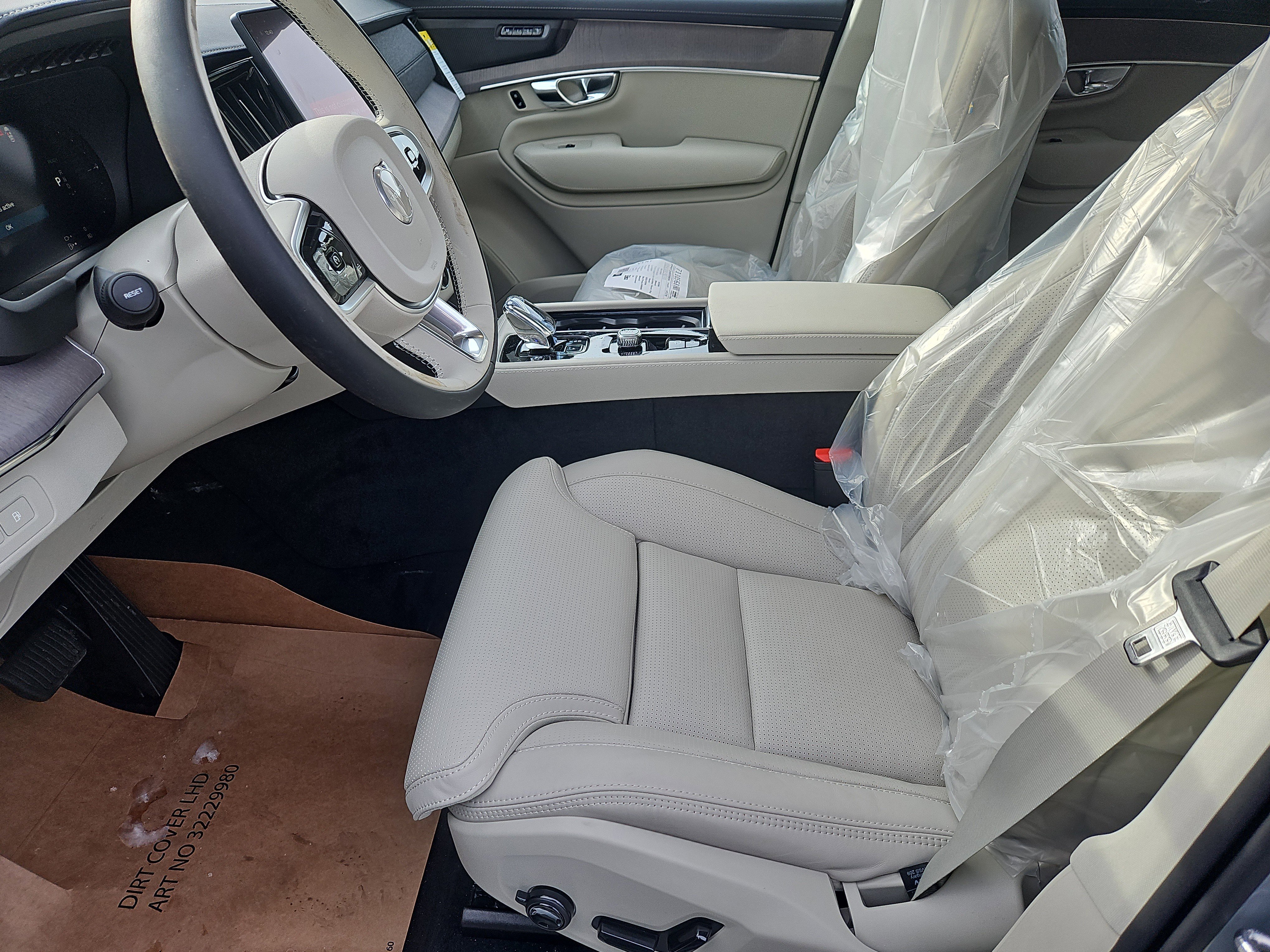 New 2026 Volvo XC90 T8 Ultra w/ Protection Package Premier image 21