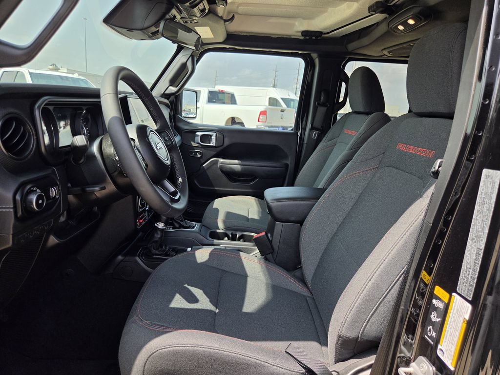 Used 2026 Jeep Wrangler Unlimited Rubicon AWD/4WD image 26