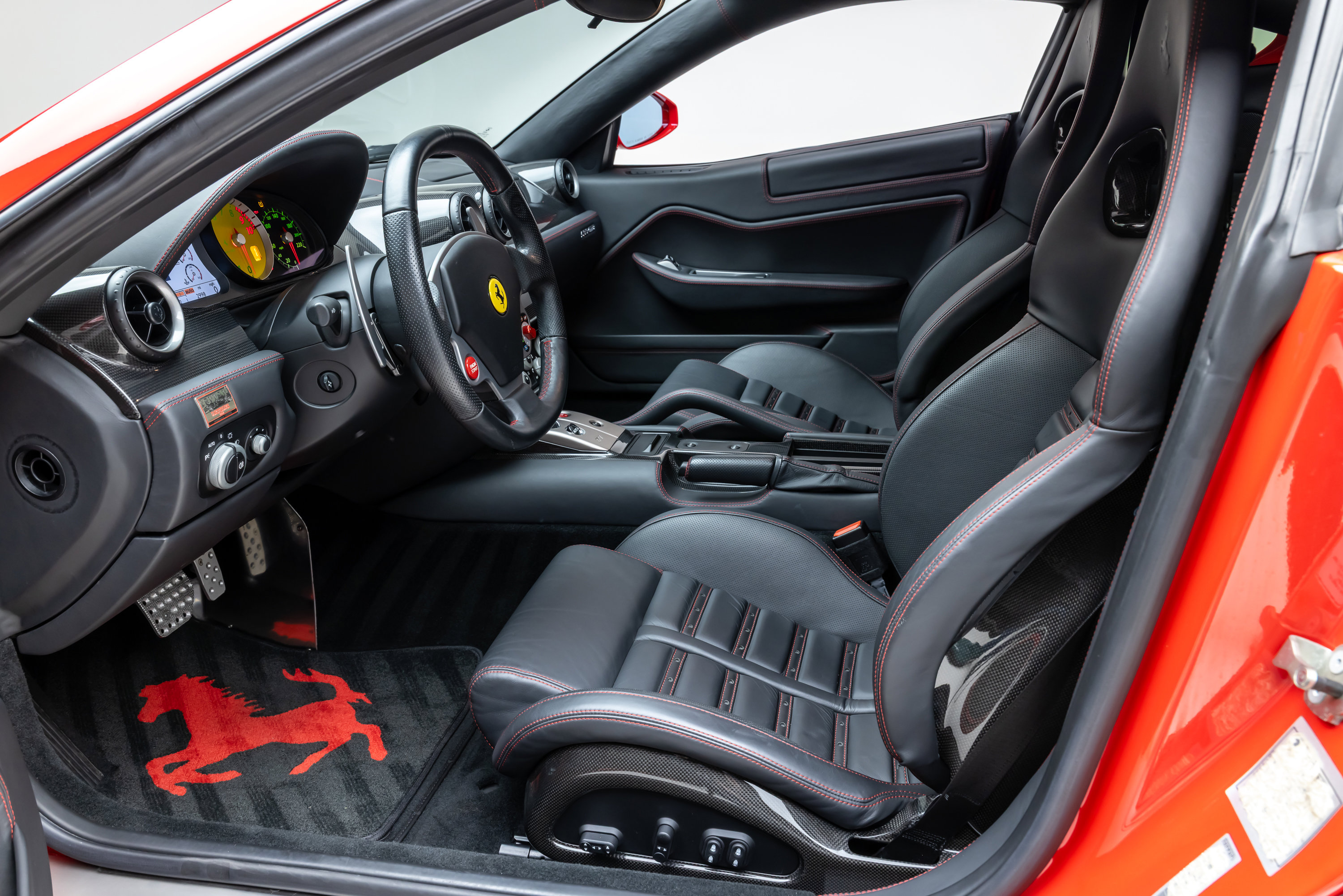 Used 2009 Ferrari 599 GTB Fiorano RWD image 87