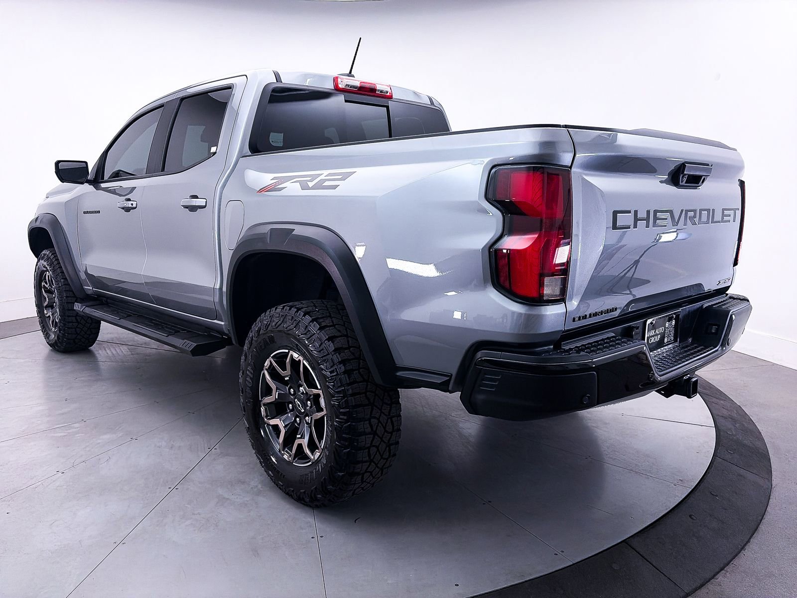 Used 2024 Chevrolet Colorado ZR2 w/ ZR2 Convenience Package III AWD/4WD image 14