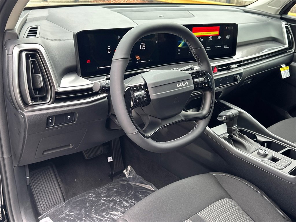 New 2026 Kia Sorento LX image 17
