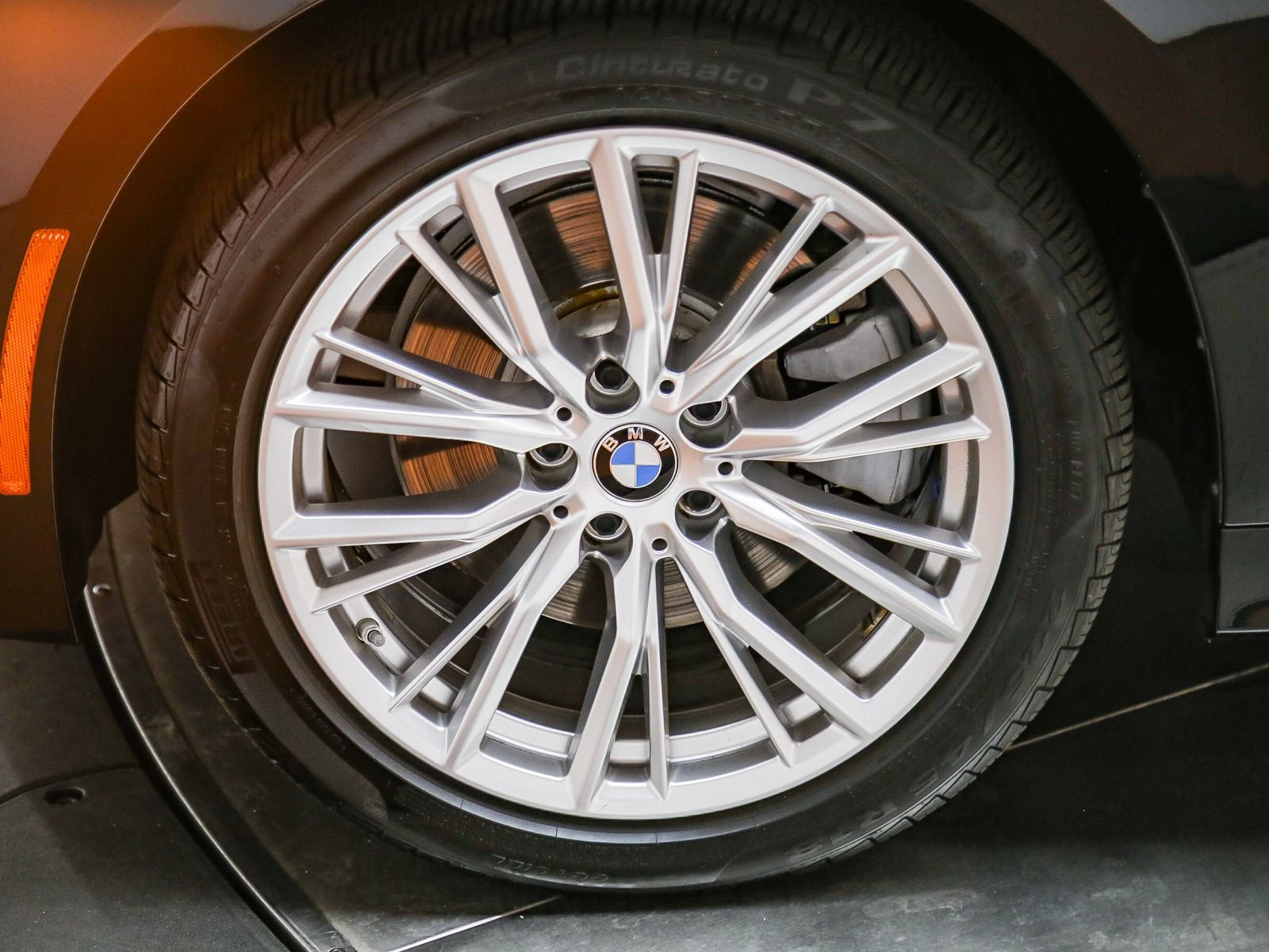 Used 2023 BMW 330i Sedan w/ Premium Package RWD image 10