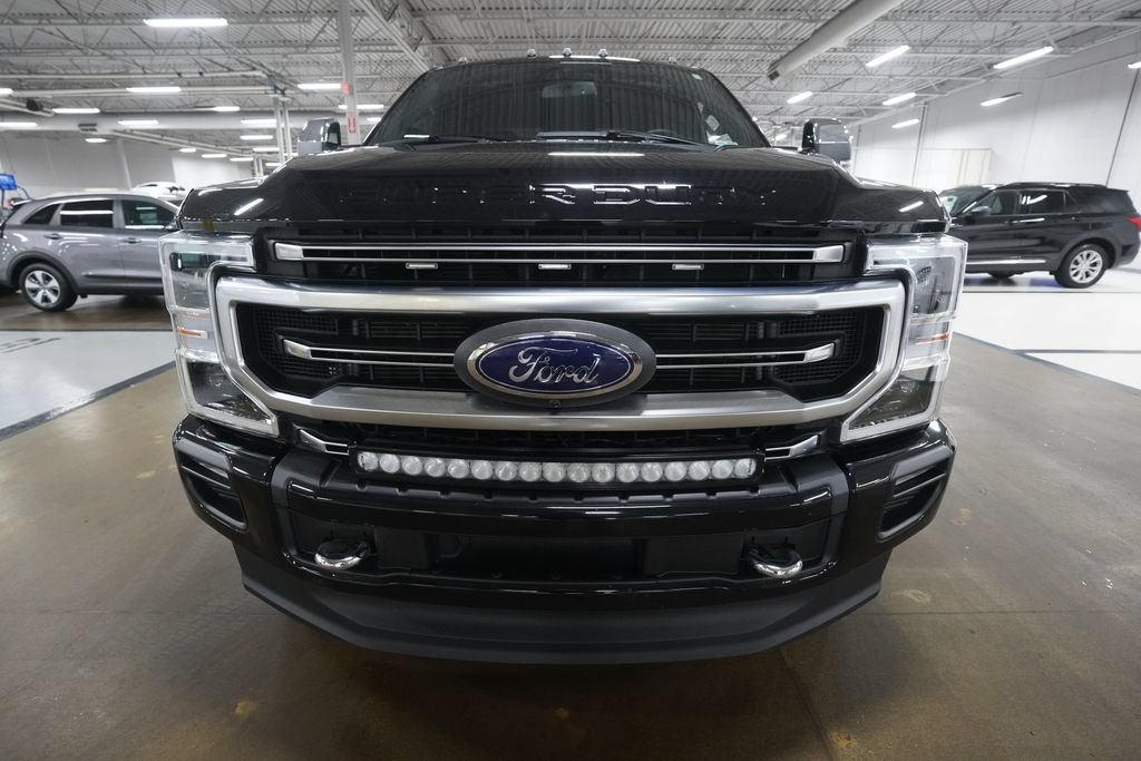 Used 2022 Ford F350 Platinum w/ FX4 Off-Road Package AWD/4WD image 21