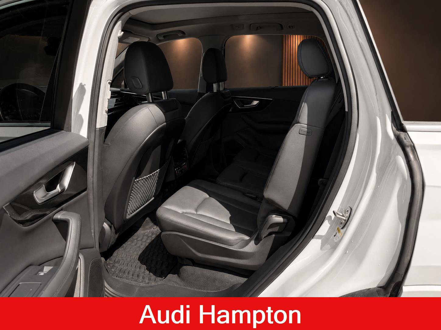 Used 2023 Audi Q7 3.0T Premium Plus w/ Premium Plus Package AWD/4WD image 9
