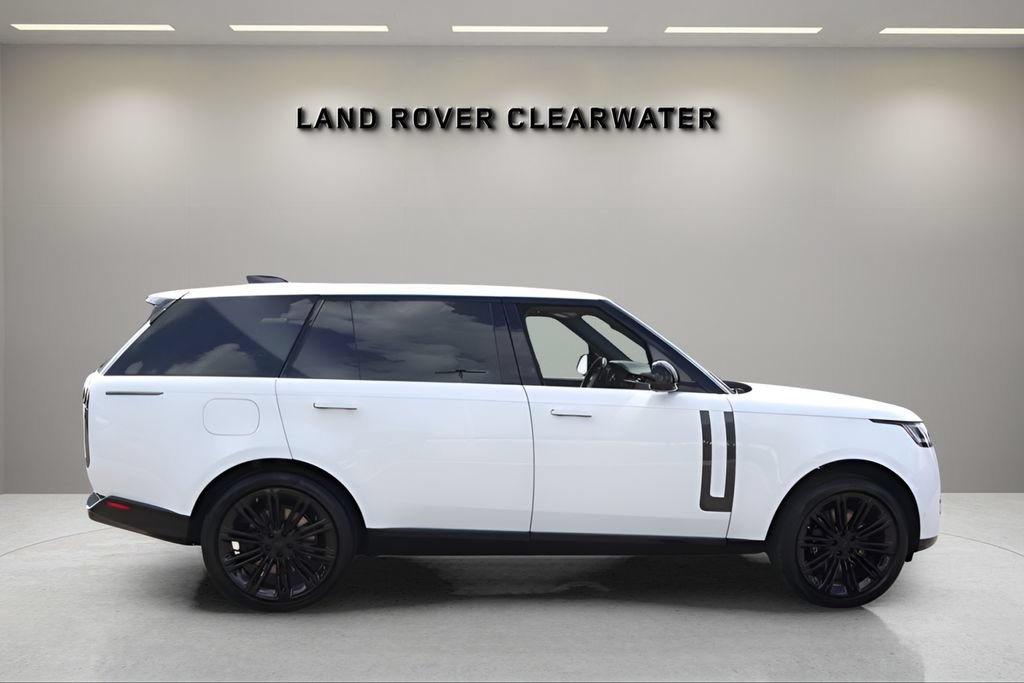 New 2026 Land Rover Range Rover Long Wheelbase SE AWD/4WD image 6