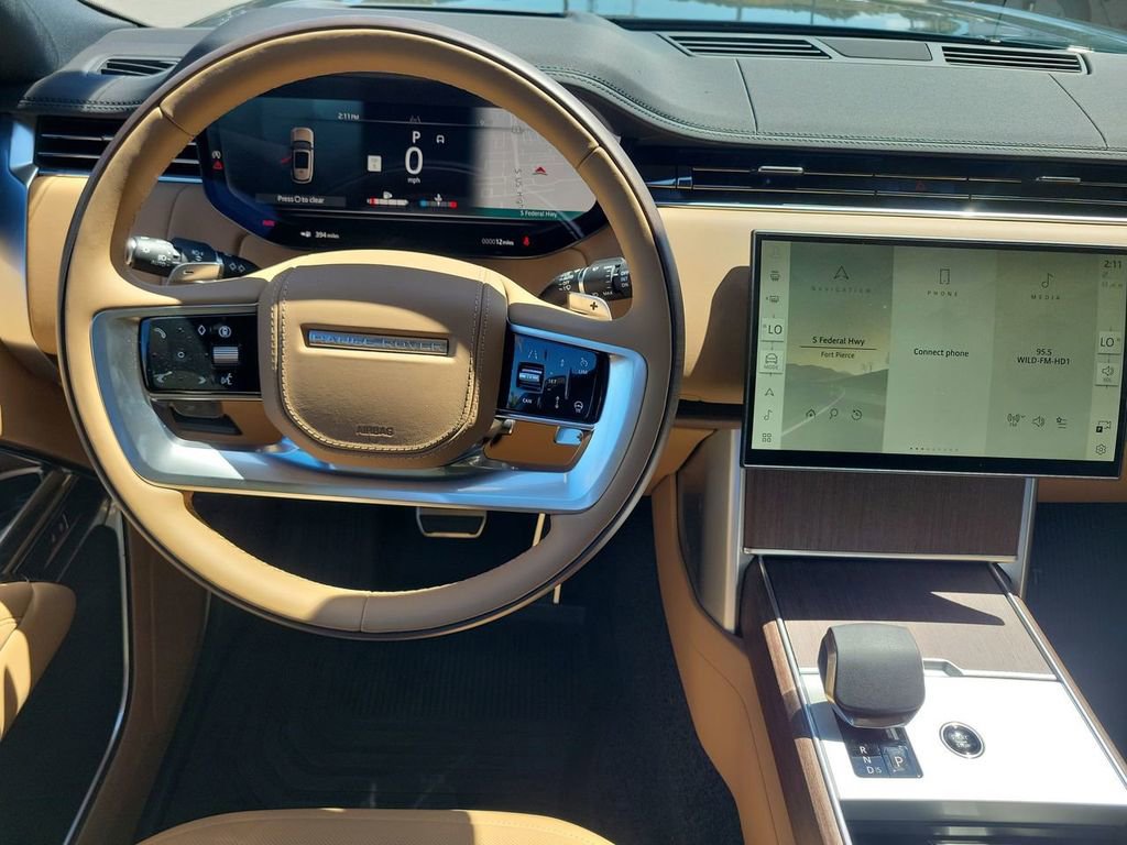 New 2026 Land Rover Range Rover SE image 19