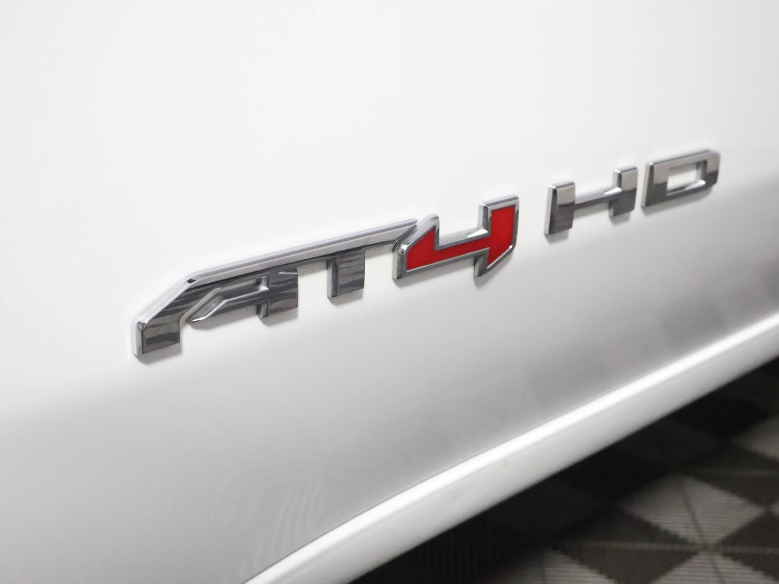 Used 2025 GMC Sierra 2500 AT4 AWD/4WD image 29