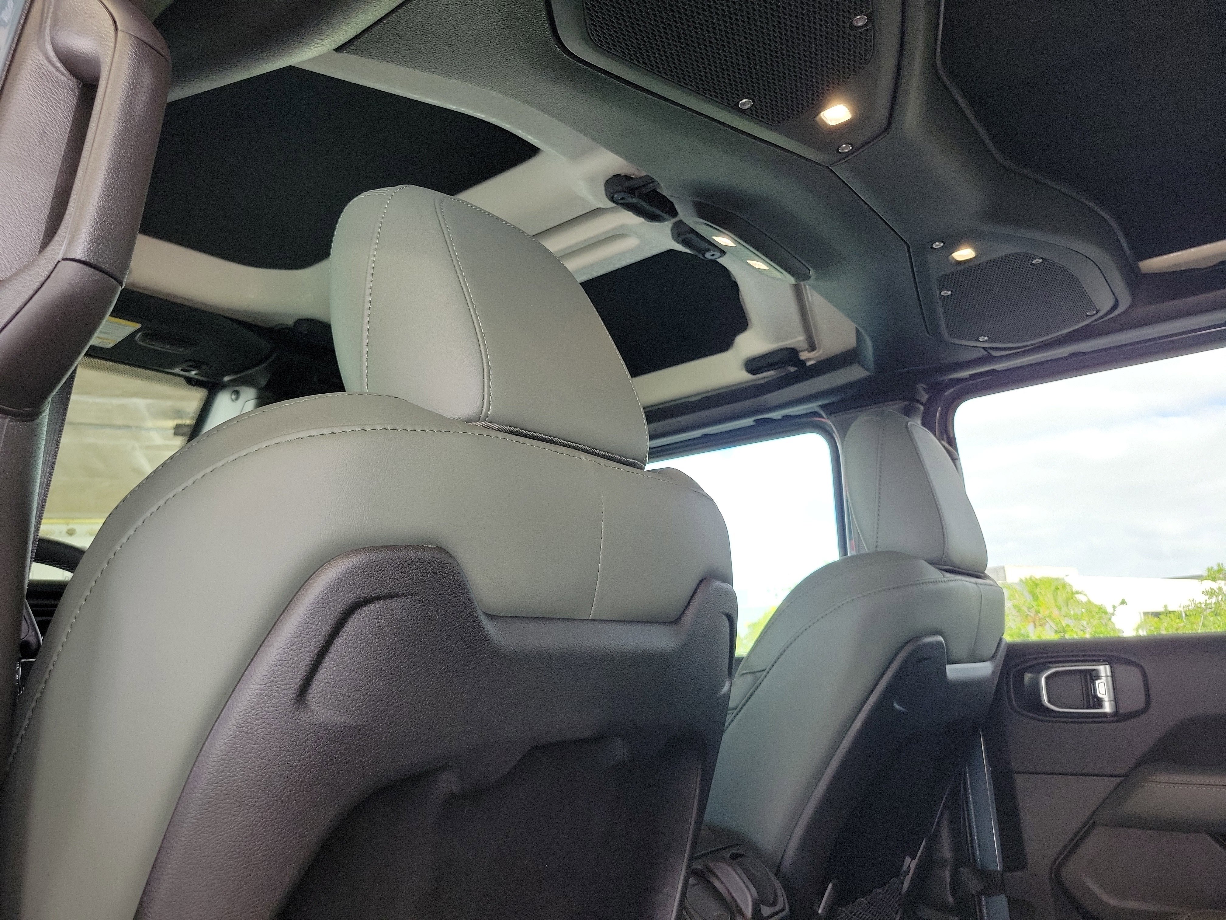 New 2025 Jeep Gladiator Mojave AWD/4WD image 10