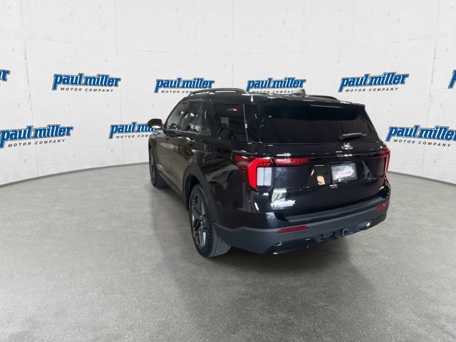 Certified 2025 Ford Explorer ST-Line w/ ST-Line Street Pack AWD/4WD image 12