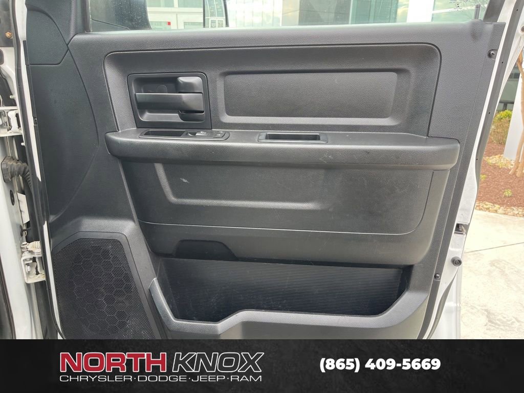 Used 2017 RAM 5500 Tradesman w/ Chrome Appearance Group image 23