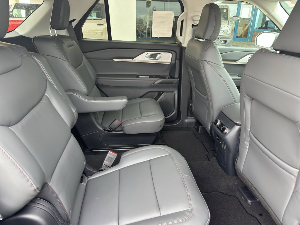 New 2026 Ford Explorer Active w/ Active Comfort Package image 31