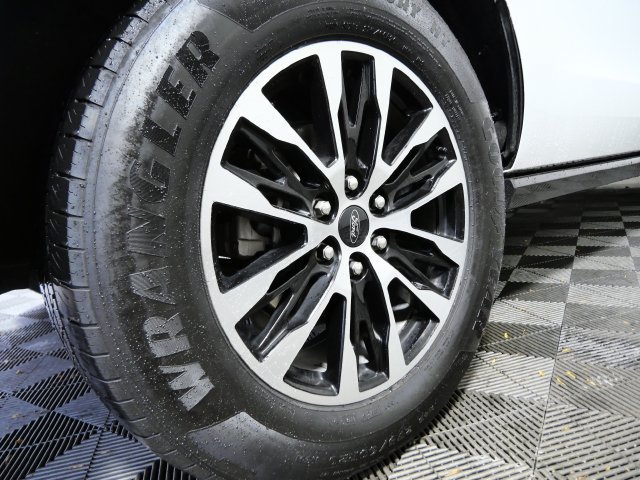 Certified 2025 Ford Expedition Max Platinum AWD/4WD image 10