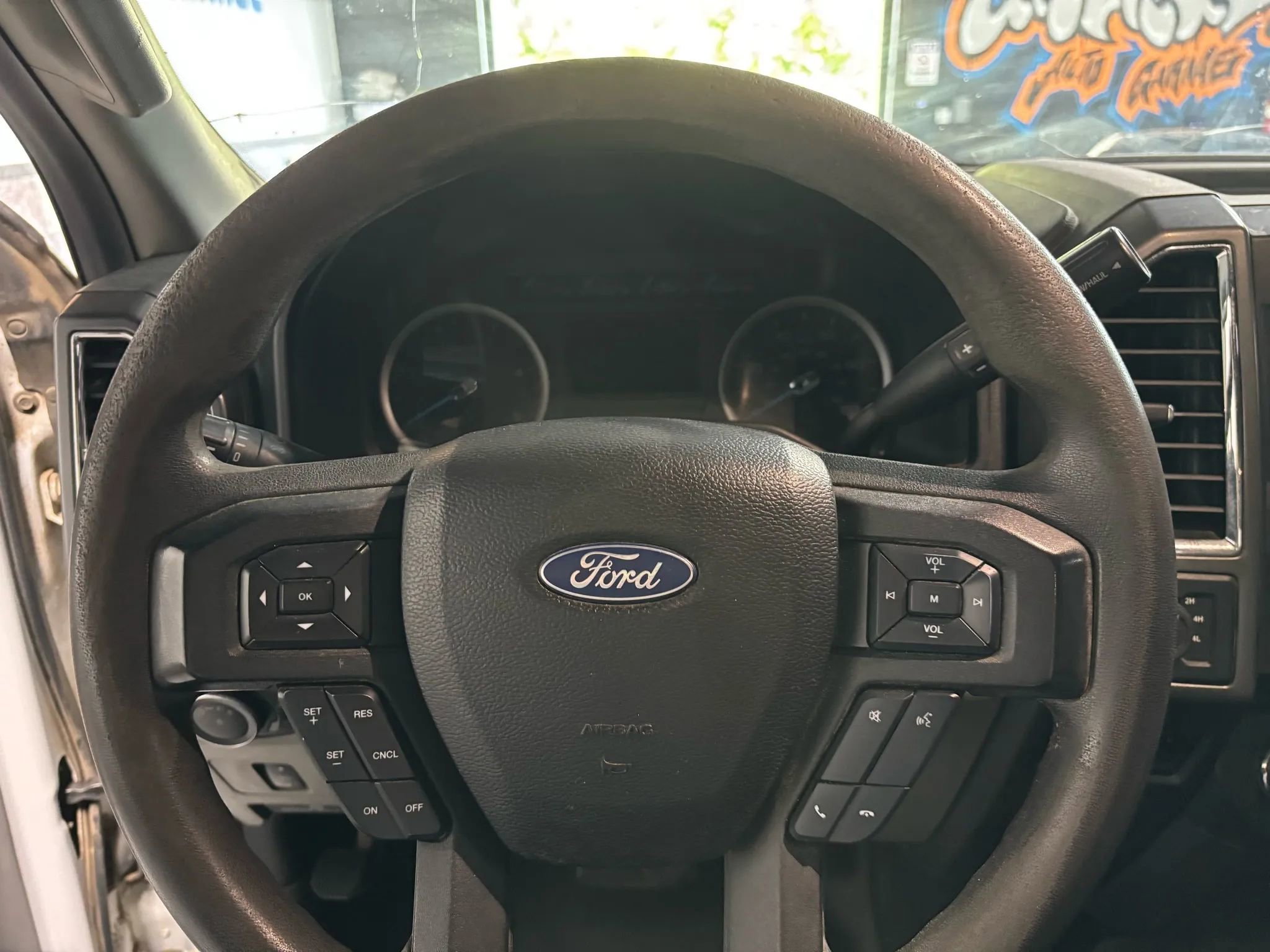 Used 2017 Ford F250 XLT w/ XLT Value Package image 38