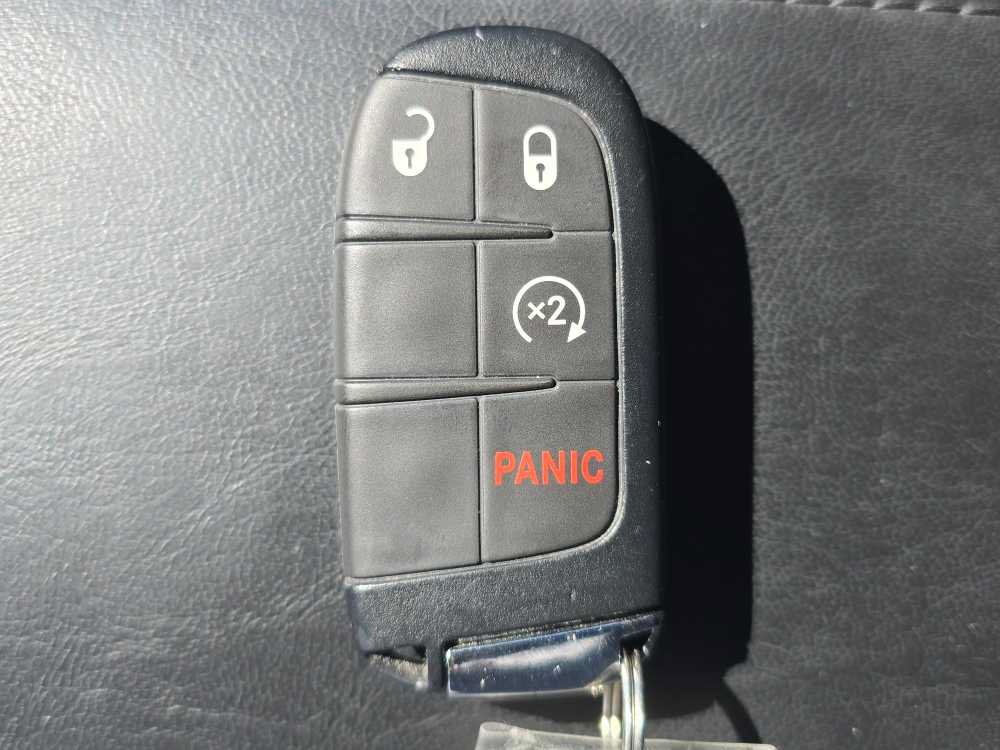 Used 2025 Jeep Compass Latitude w/ Altitude Special Edition AWD/4WD image 21