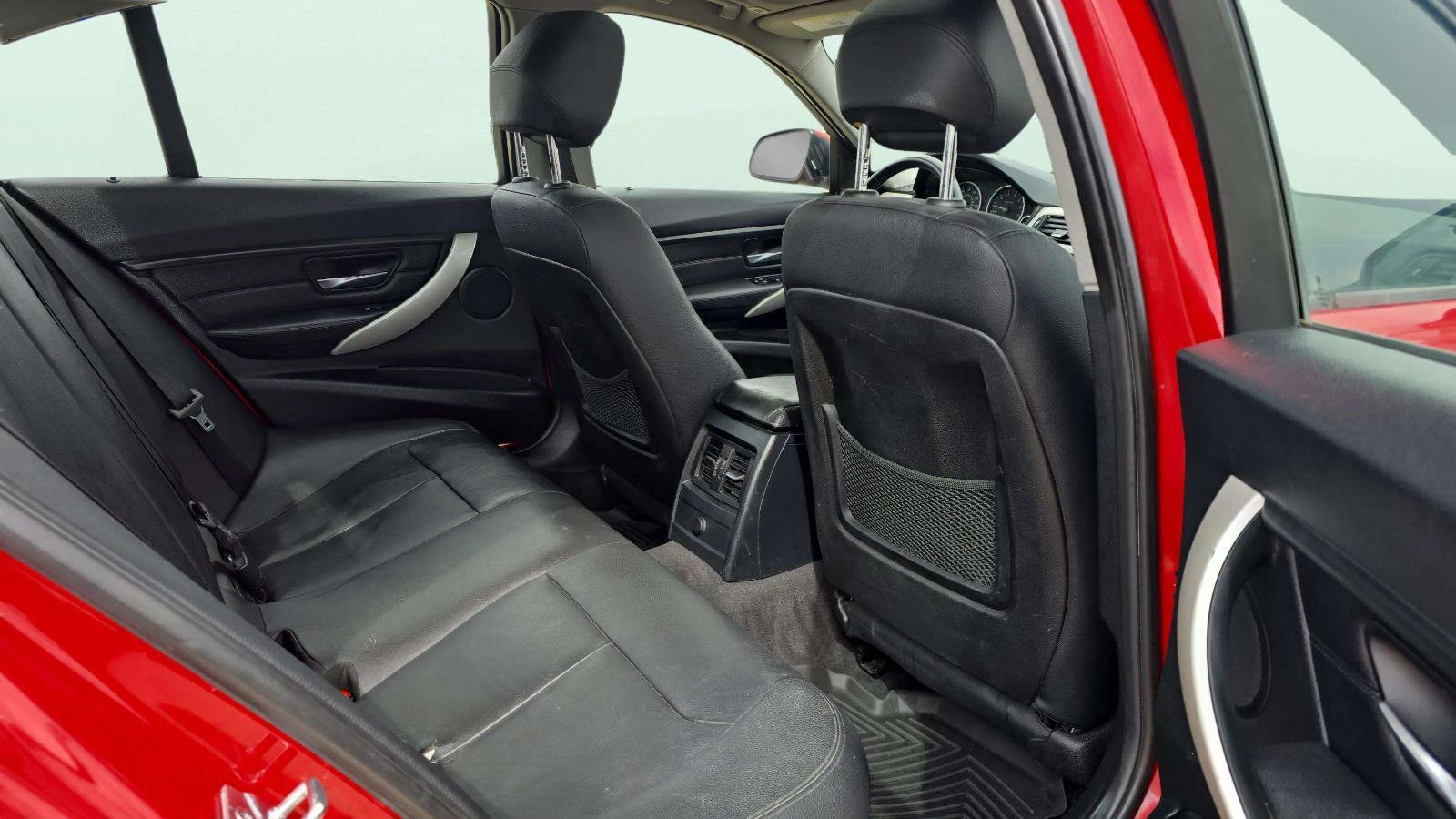 Used 2015 BMW 320i xDrive Sedan AWD/4WD image 24