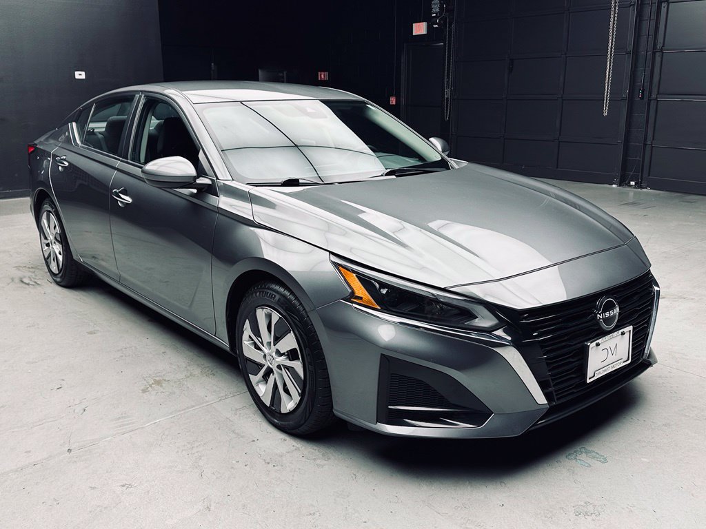 Used 2023 Nissan Altima 2.5 S FWD image 9