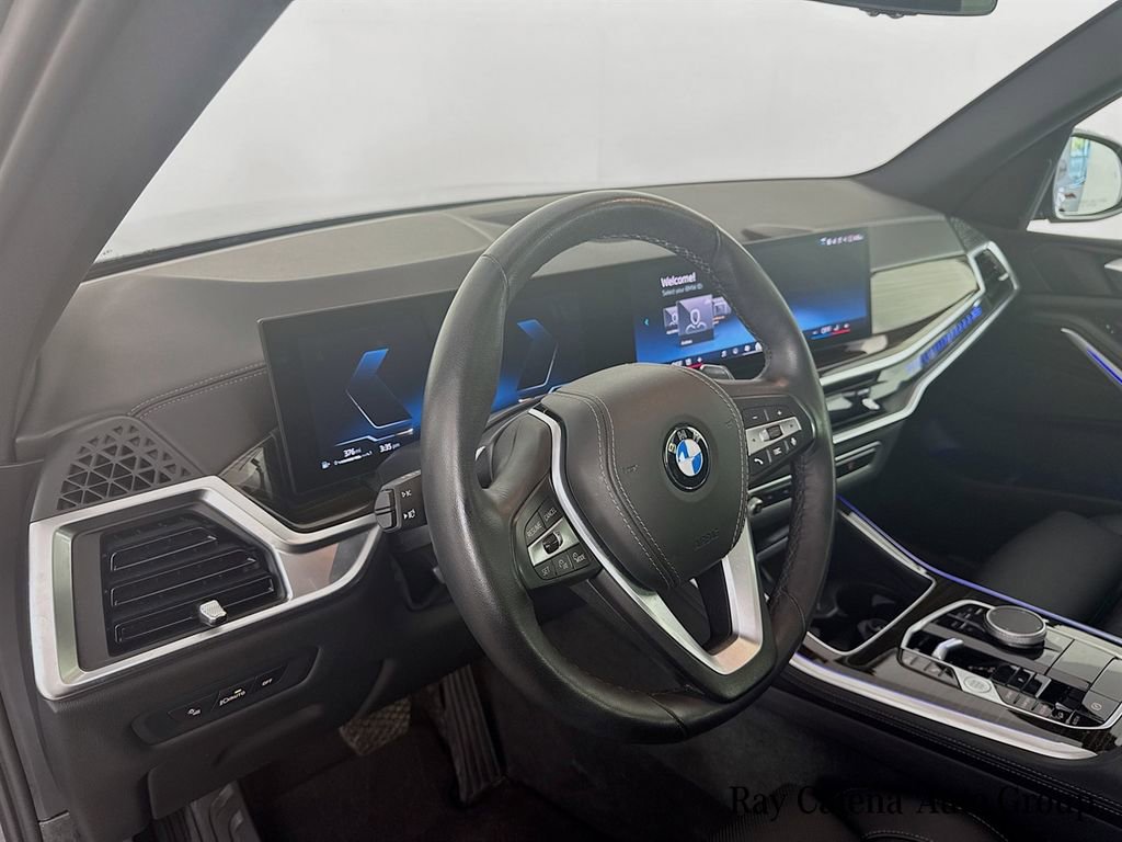 Used 2024 BMW X5 xDrive40i AWD/4WD image 9
