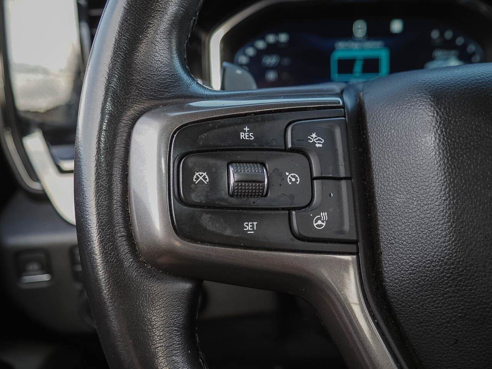 Used 2022 Chevrolet Silverado 1500 ZR2 w/ Technology Package AWD/4WD image 23