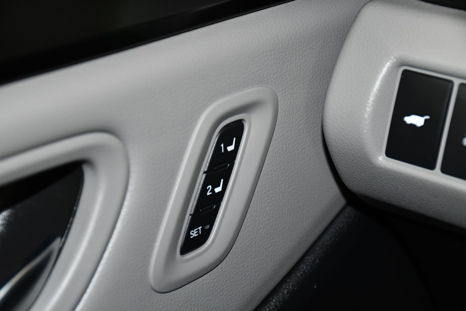 Used 2025 Honda Pilot Touring image 35
