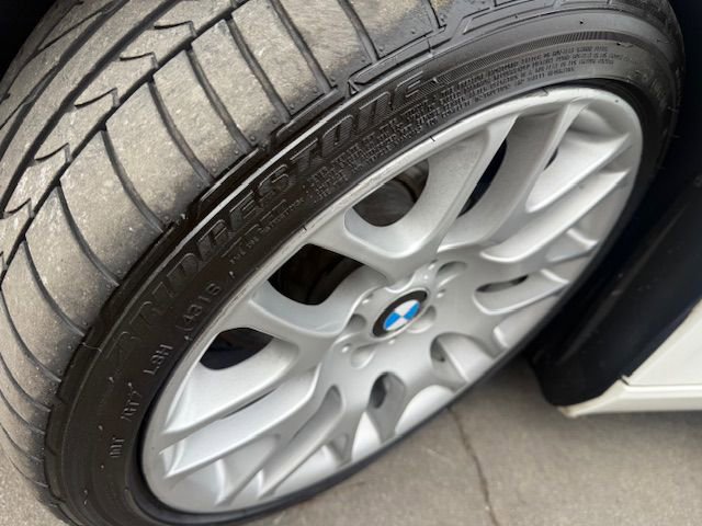 Used 2010 BMW 328i Convertible w/ Premium Pkg image 11