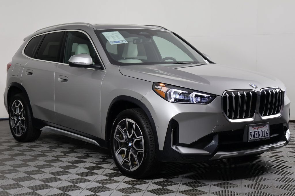 Certified 2026 BMW X1 xDrive28i w/ Convenience Package AWD/4WD image 3