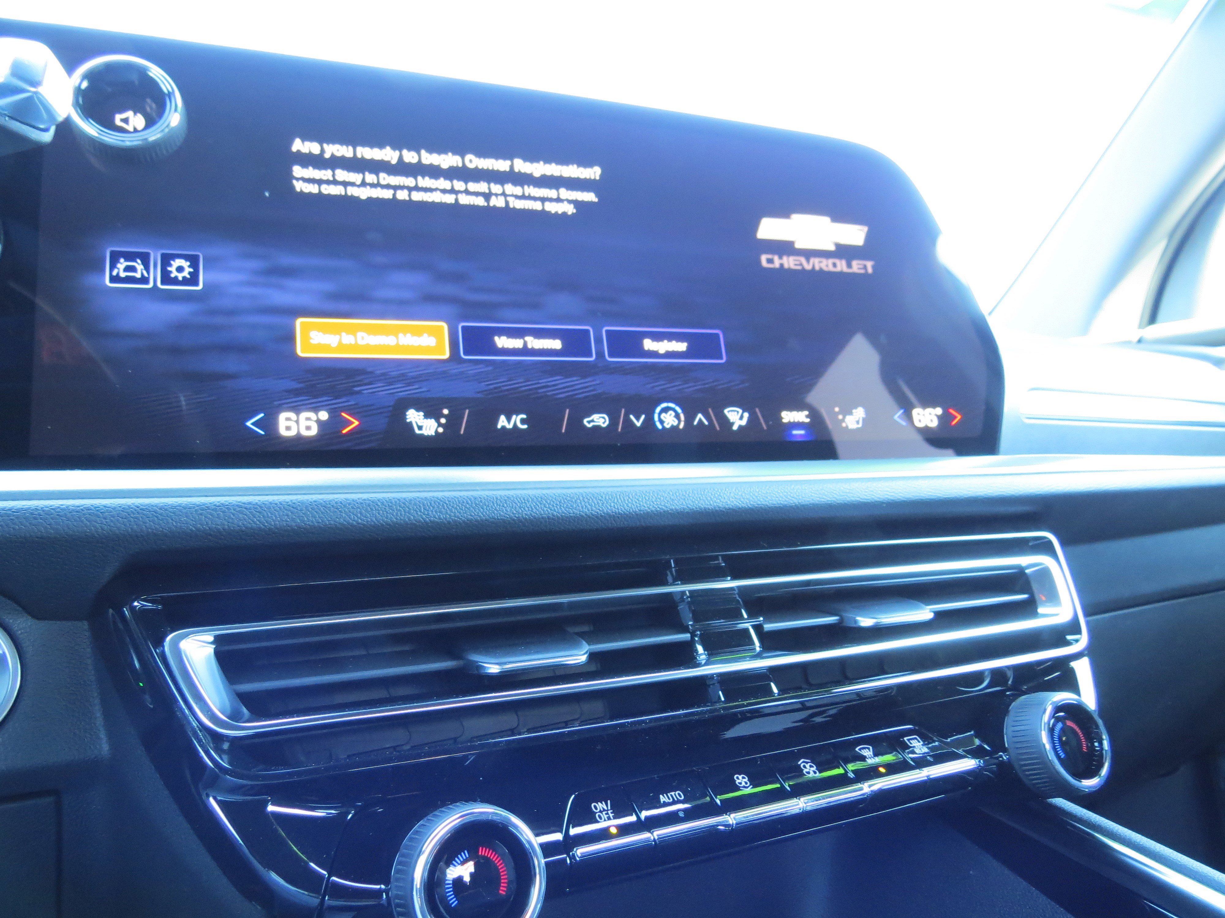 New 2026 Chevrolet Traverse LT image 26