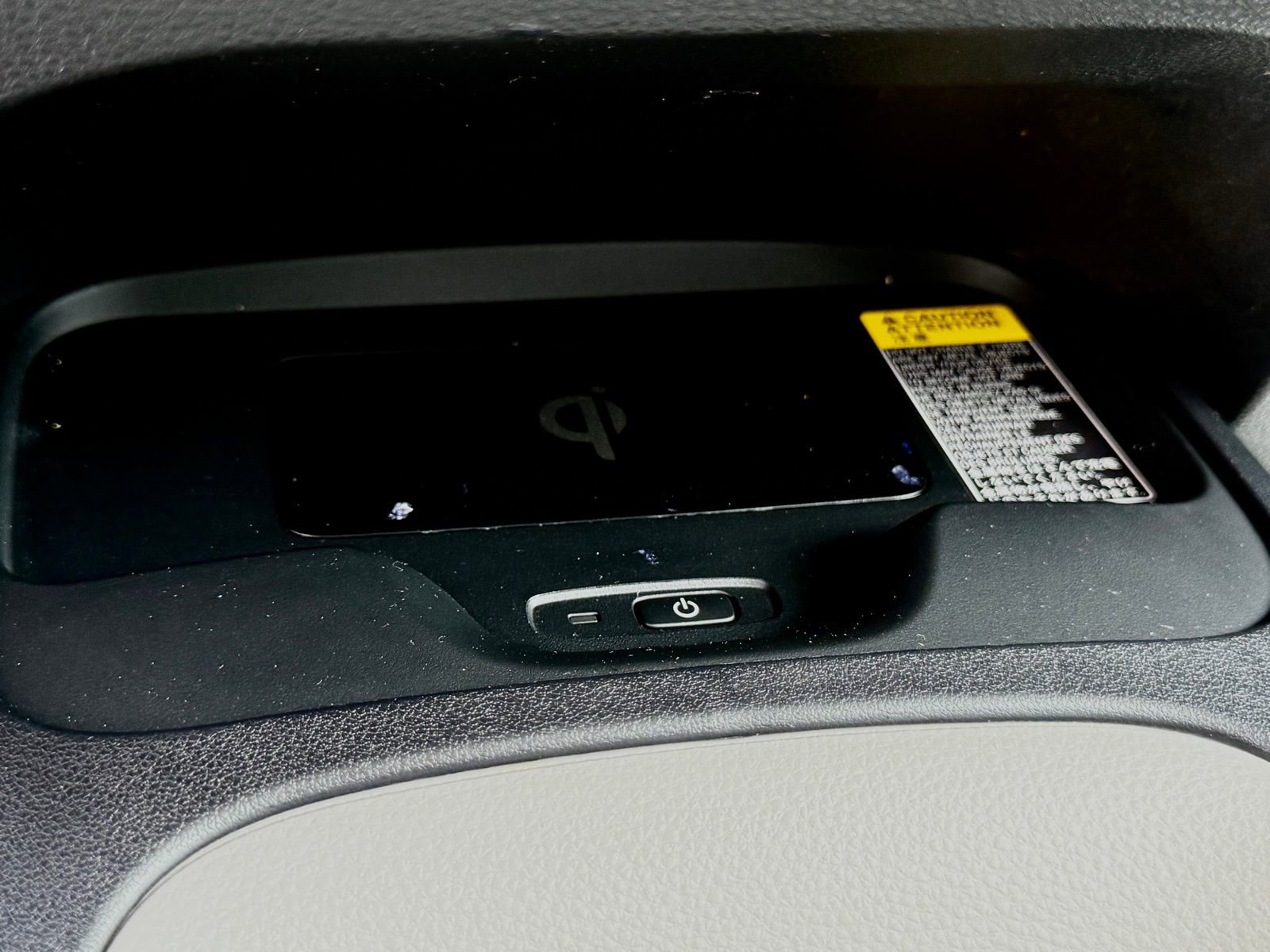 Used 2026 Toyota Corolla LE w/ LE Premium Package FWD image 31