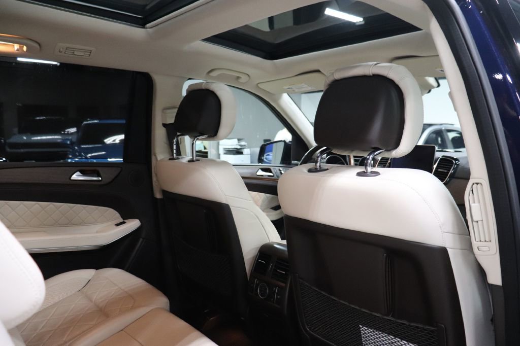 Used 2019 Mercedes-Benz GLS 550 4MATIC w/ Grand Edition Package image 22