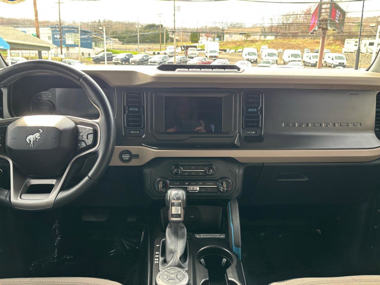 Used 2022 Ford Bronco Wildtrak image 26