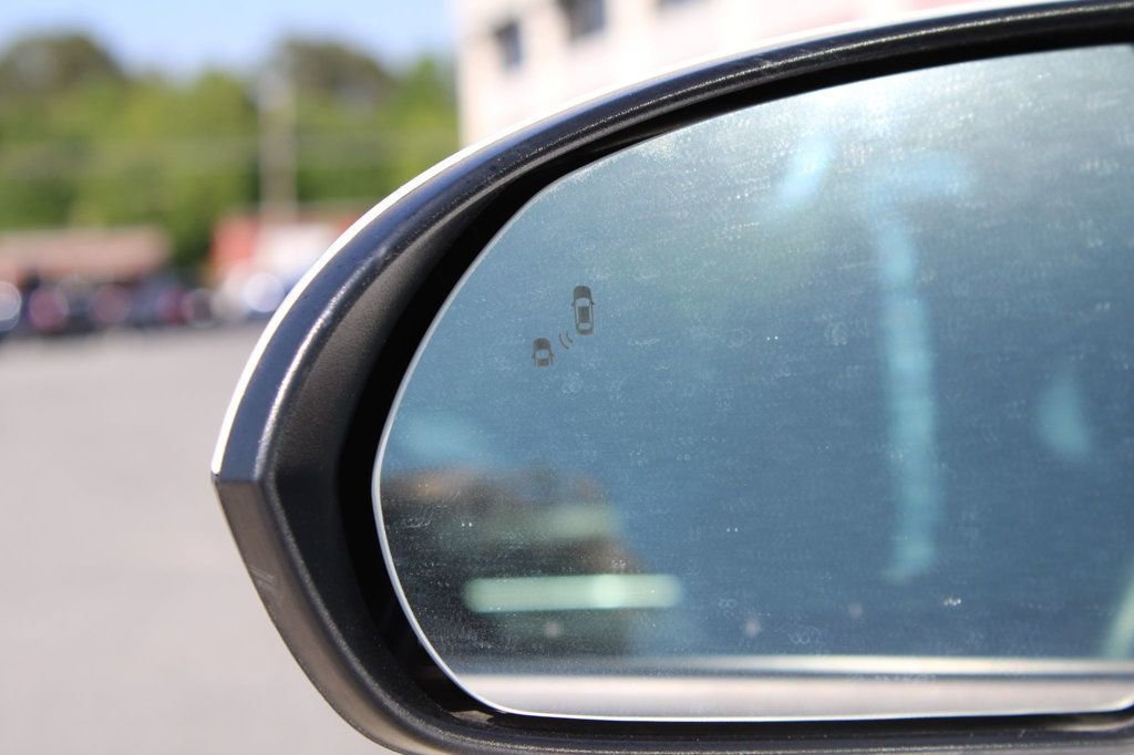 Used 2020 Hyundai Elantra SEL w/ Cargo Package (C1) image 24