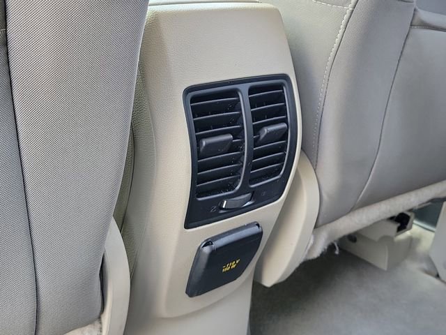 Used 2016 Ford Escape SE w/ Equipment Group 201A image 14