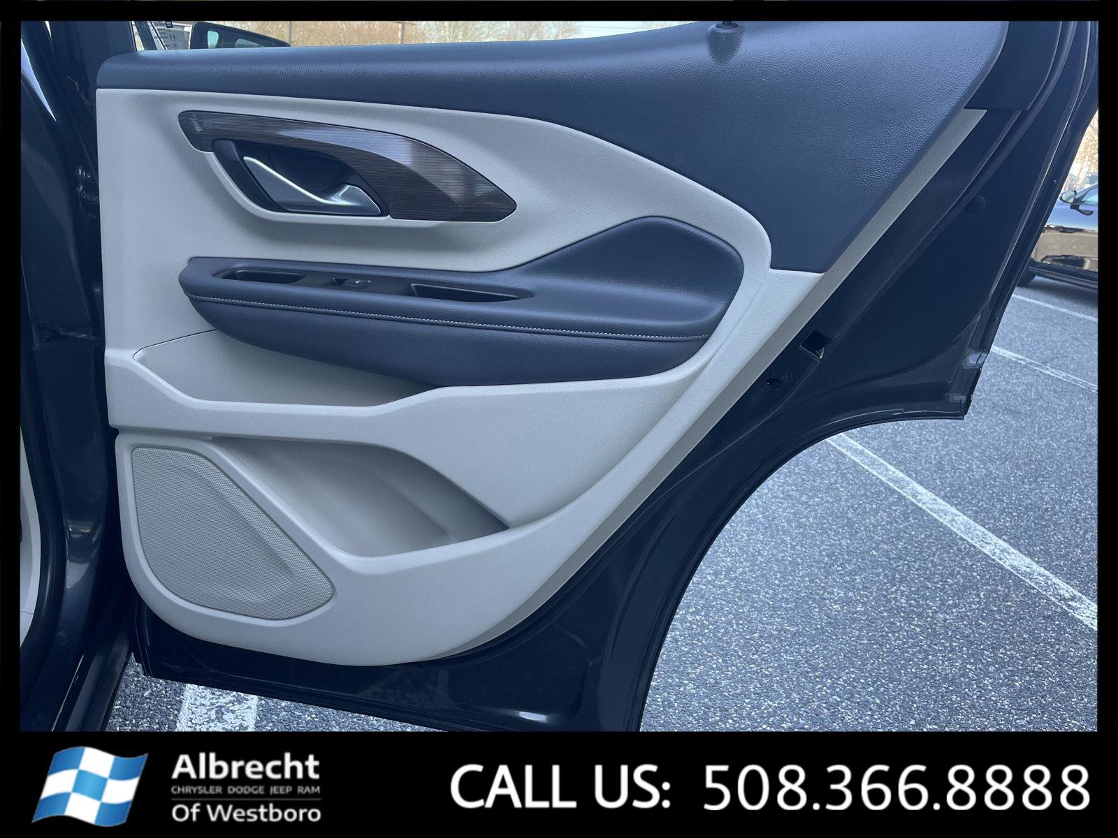 Used 2022 GMC Terrain Denali w/ Denali Premium Package image 19