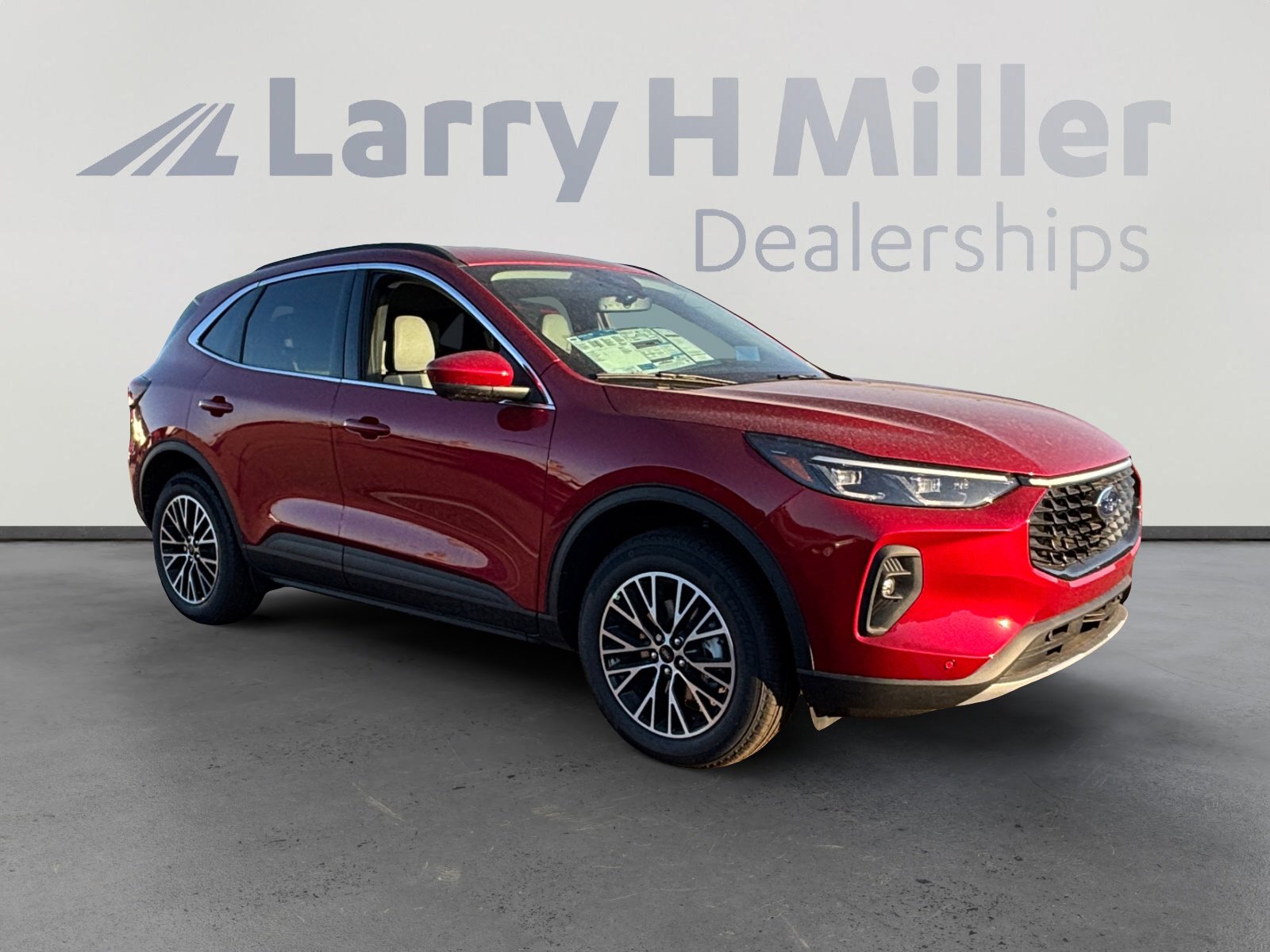 New 2026 Ford Escape SE w/ PHEV Premium Package FWD image 7