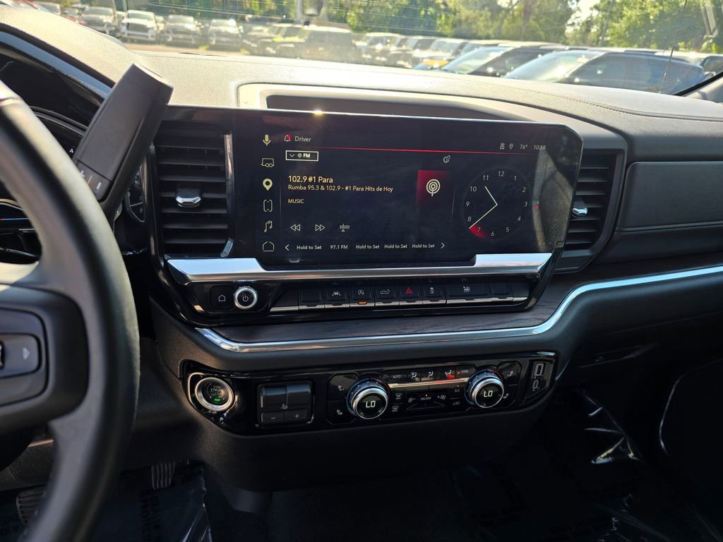 Used 2025 GMC Sierra 1500 SLT AWD/4WD image 25