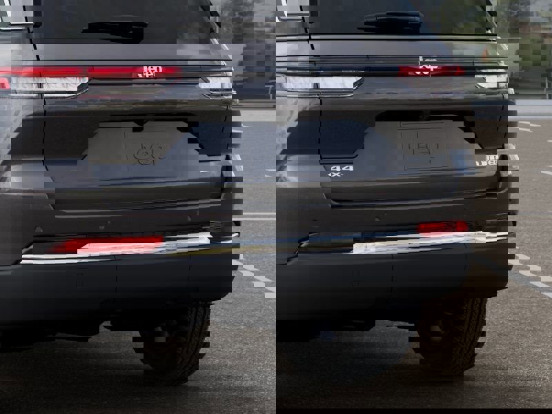 New 2026 Jeep Grand Cherokee Limited image 13