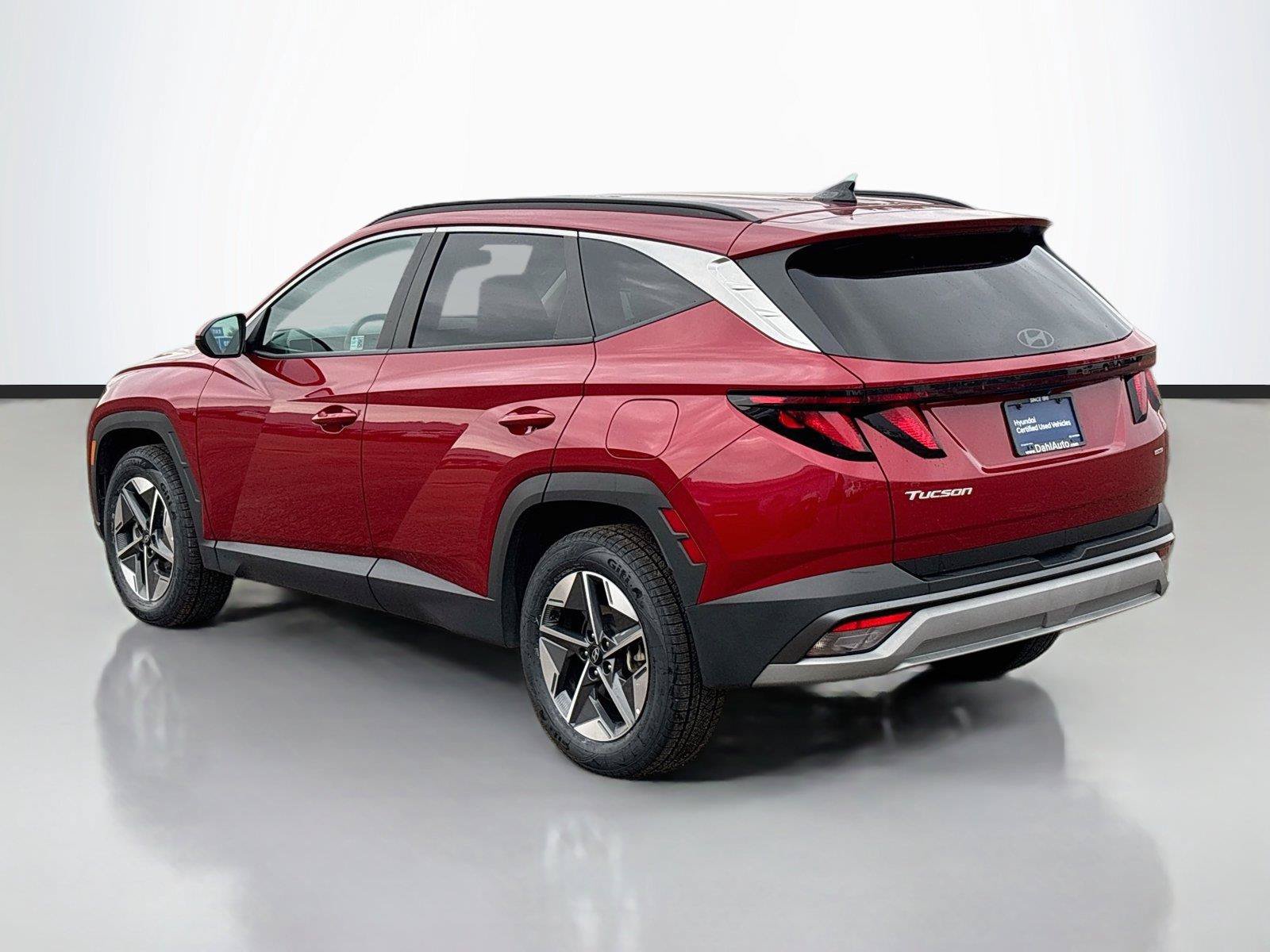 Certified 2025 Hyundai Tucson SEL AWD/4WD image 10
