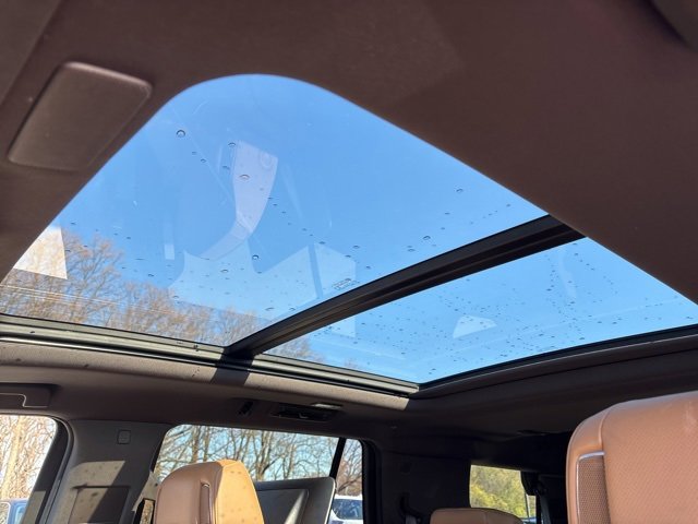 Certified 2023 Cadillac Escalade Premium Luxury image 5